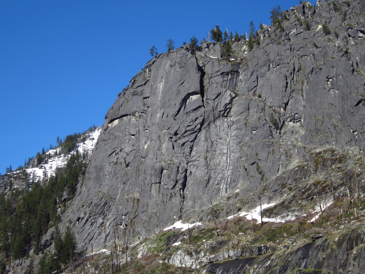 Rock Climbing Snow Creek Wall Outer Space Route Wenatchee Washington USA