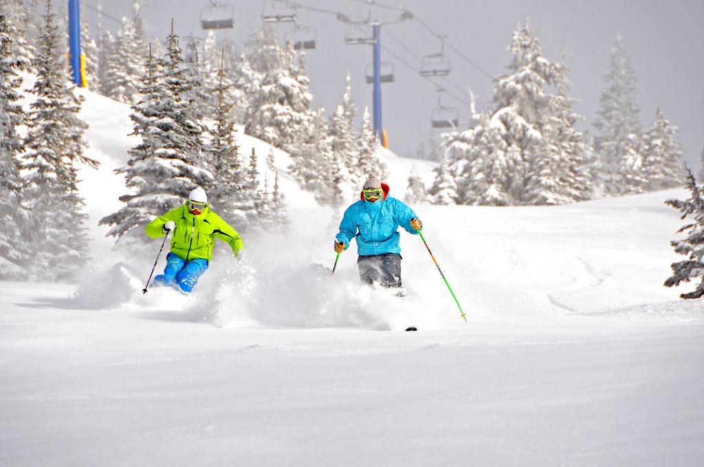 Alpine skiing Big White Ski Resort Kelowna British Columbia Canada