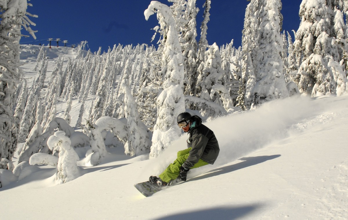 Snowboarding Red Mountain Resort Rossland British Columbia Canada