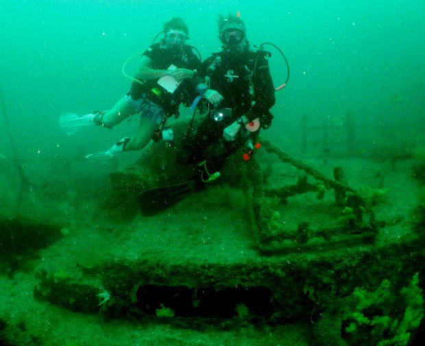 "Scuba Diving Investigator Wreck"