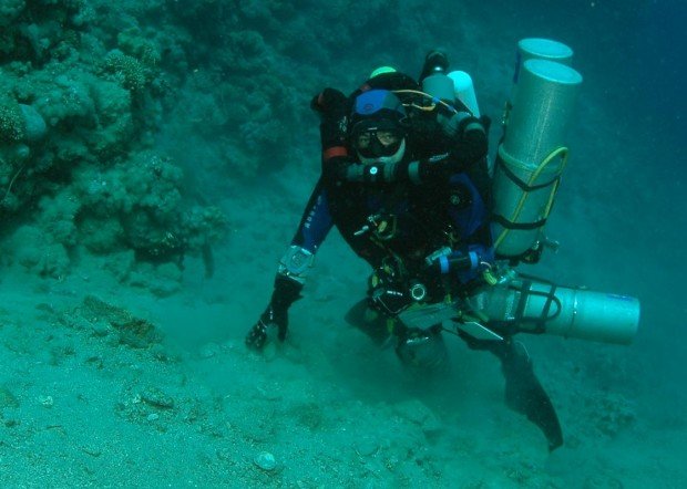 "Scuba Diving South Australian wreck"