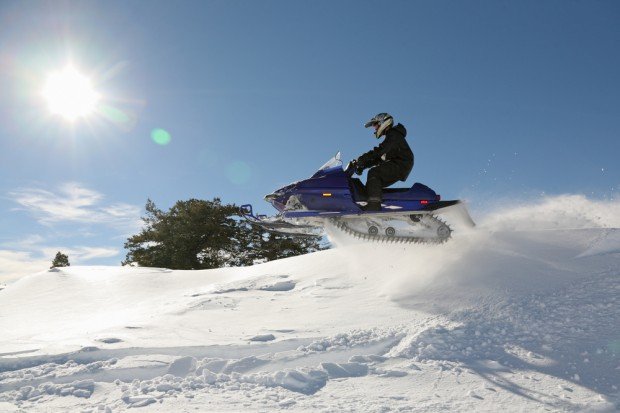 "Kelaria, Parnassos snowmobiling"