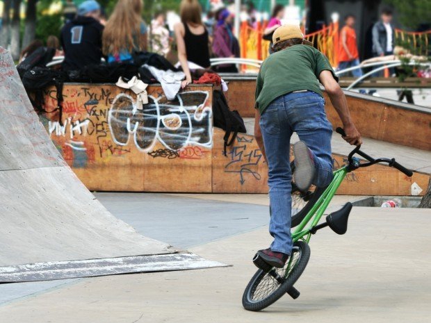 "BMX freestyle"