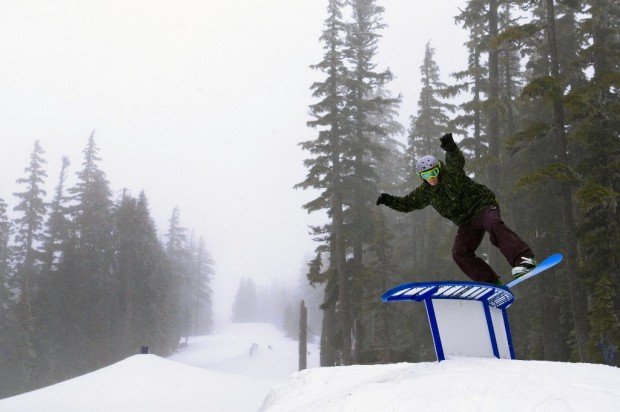 "Mount Hood Skibowl, Snowboarding"