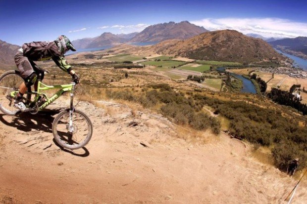 "Downhill MTB at Lake Wakatipu"