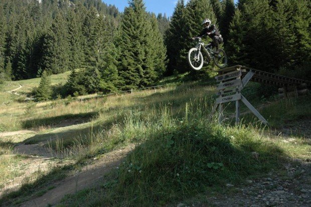 "Ebbetts Pass Mountain Biking Freeride"