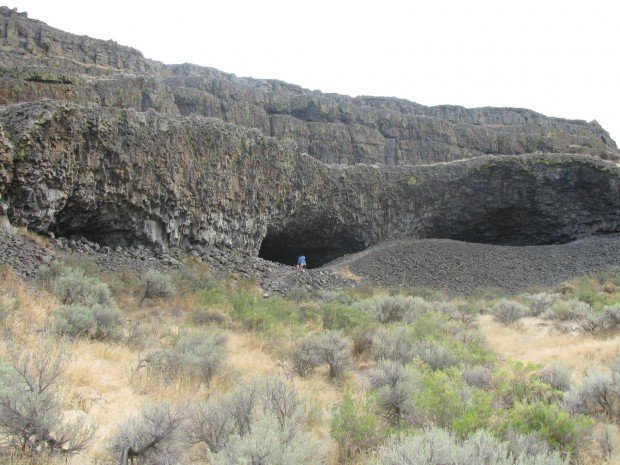 "Hiking Lenore Lake Caves Trail"