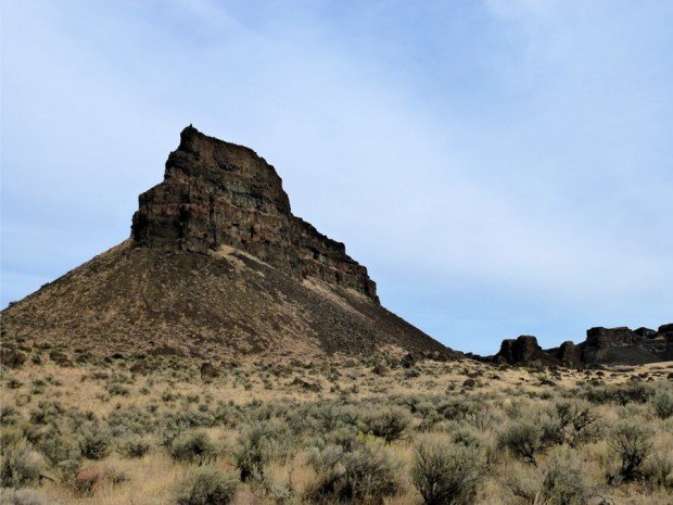 "Hiking Umatilla Rock Trail"