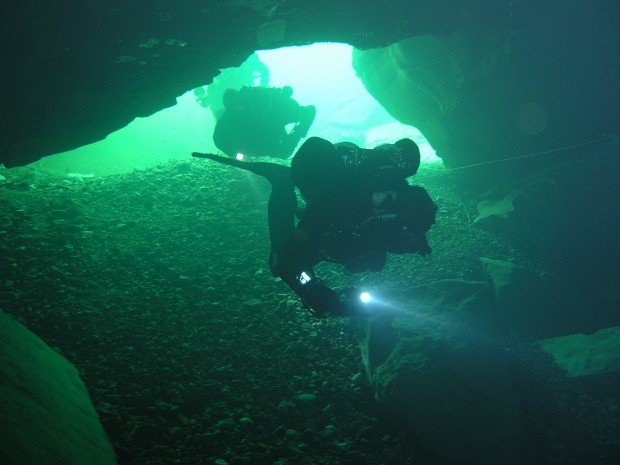 "Scuba Diving Estancia Tunnel"