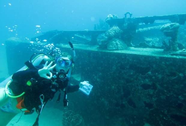 "Scuba Diving Monte Cervantes Shipwreck"