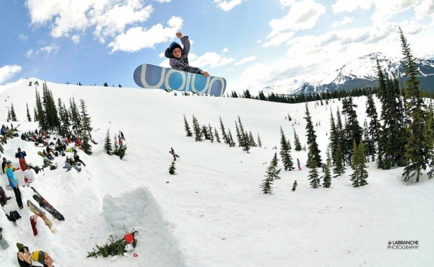 "Snowskating at Massif du Sud"