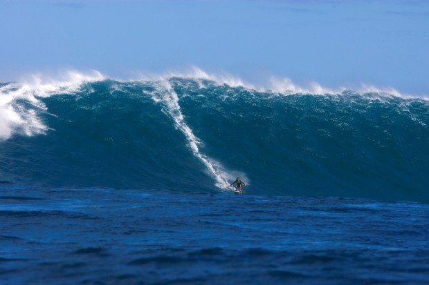 "Surfing Jaws Beach"