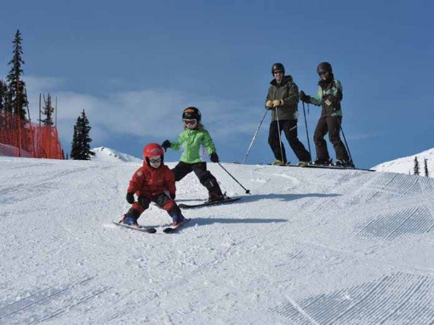 "Skiing Canada"