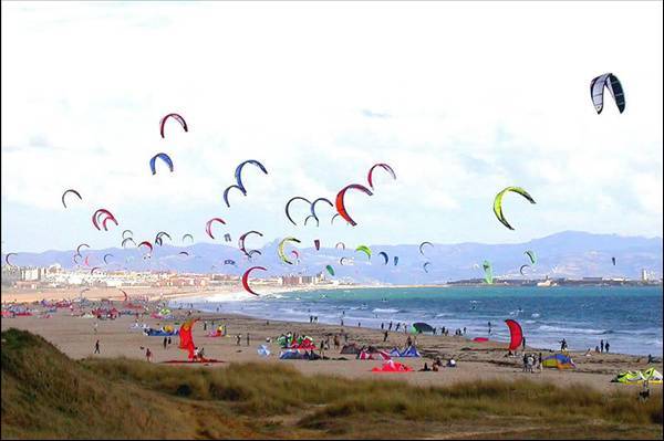 "Fishermans Beach Kitesurfing"