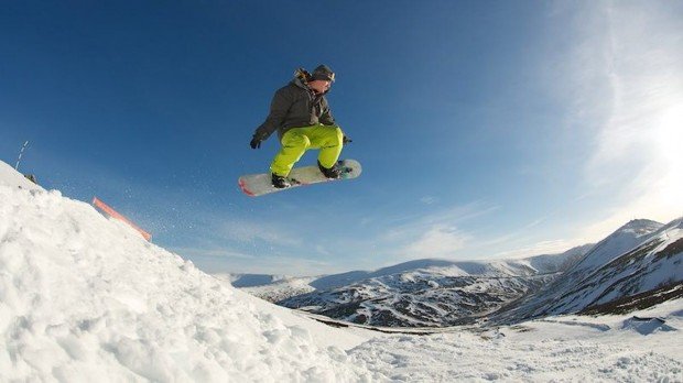 "Glenshee Snowboarding"