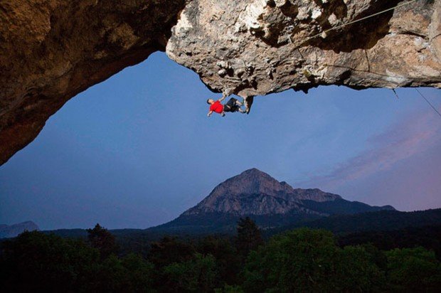 "Mount Everest_Eagle Mountain Rock Climbing"