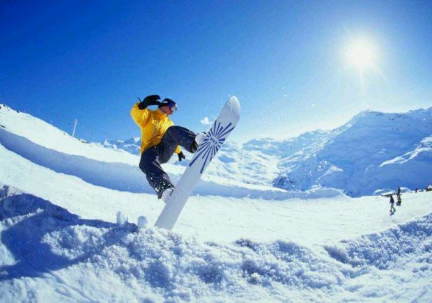 "snowboarding"