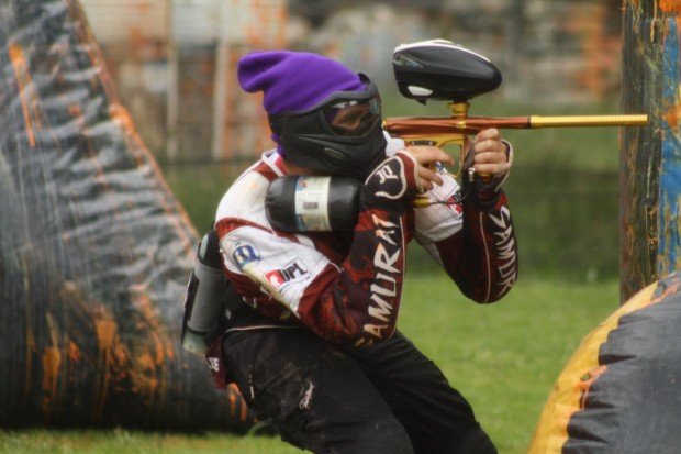 "Aiming at a Paintball game in Oberhausen"