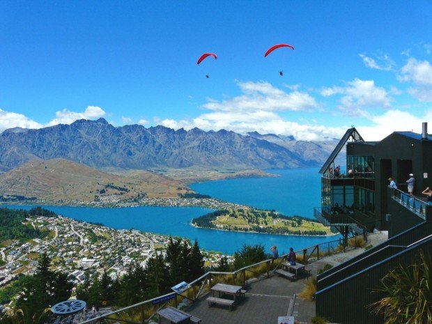 "Long Reef Paragliders"