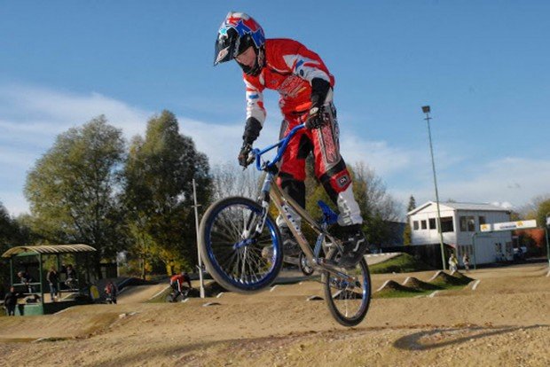 "BMX riding in Vegesacker BMX Club"