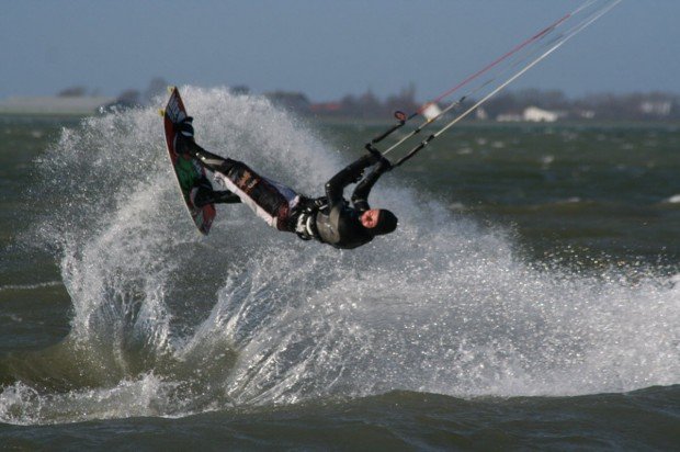 "Kiteboarding in Außenalster"