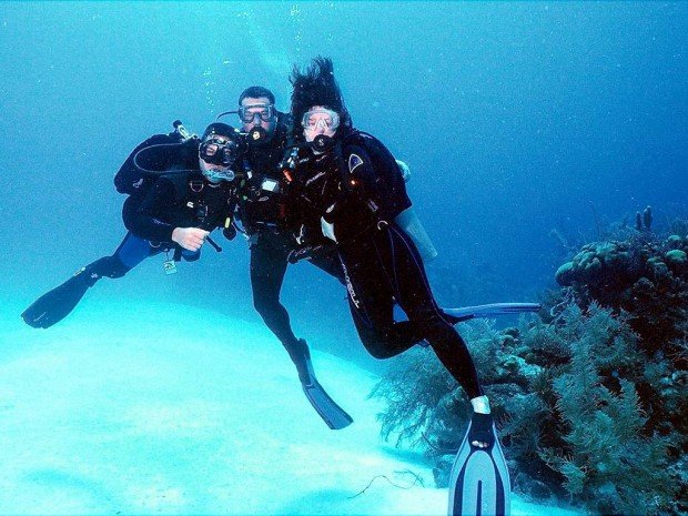 "Scuba diving"