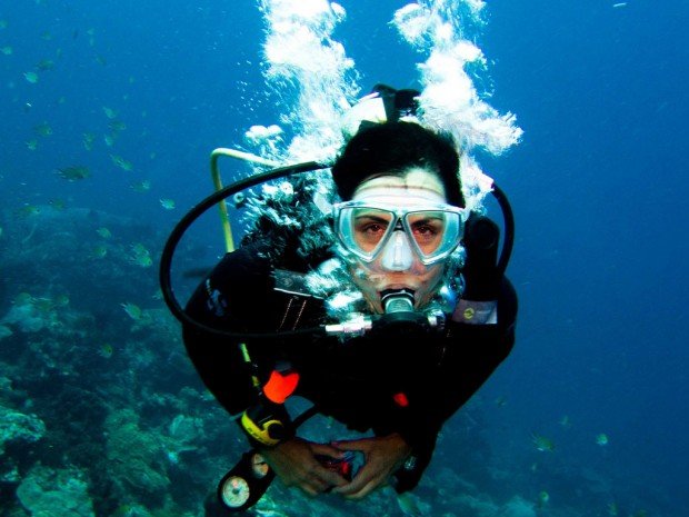 "Scuba Diving Woman"