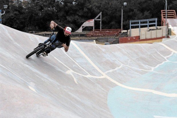 "BMX Freestyle at Kona Skatepark"