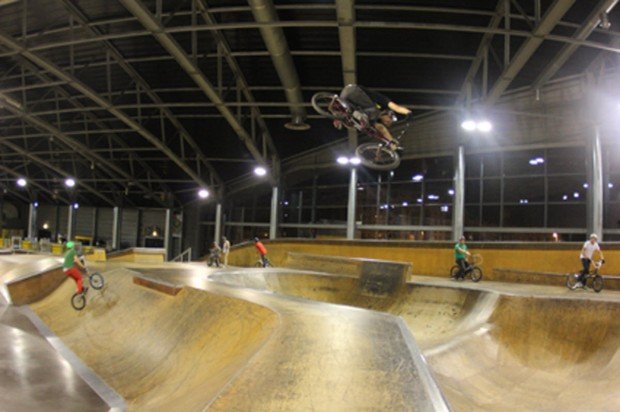 "Palais de La Glisse BMX Riding"