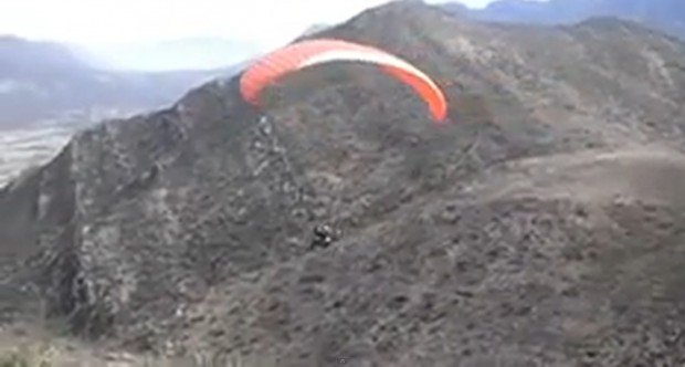 "Paragliding at Rinconada"