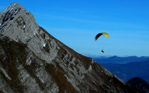 "Paragliding in Innsbruck"