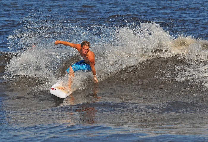 Surfing Virginia Beach Hampton Roads Usa