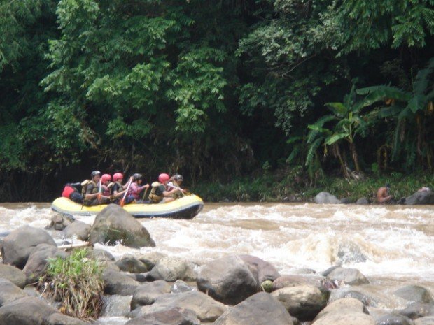 "White Water Rafting in Elo River"