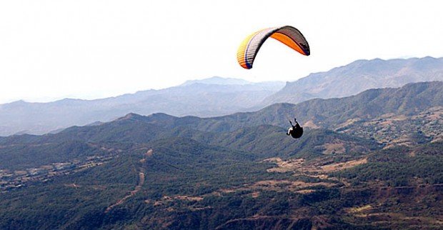 "Paragliding at Zaachila"