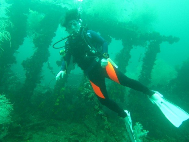 "Scuba Diving the Usukan Wreck"