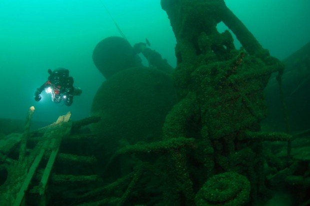 "Scuba Diving at Minneapolis wreck"
