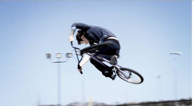 "BMX in Northbrook Skatepark"