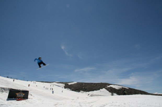 "Snowboarder in Sable Mountain"