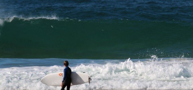 "Surfing in Sao Lourenco"