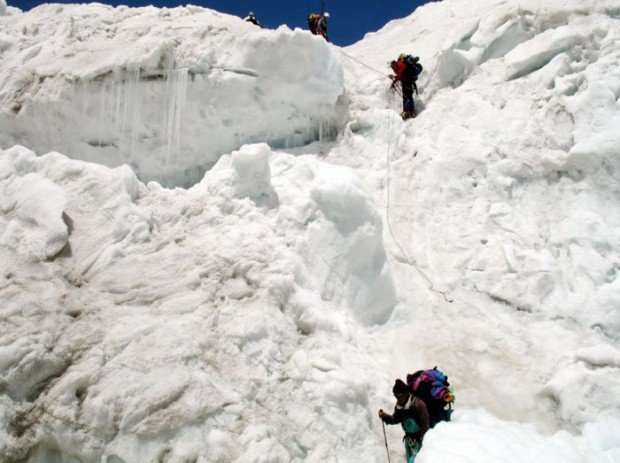 "Mountaineering in Gasherbrum II"