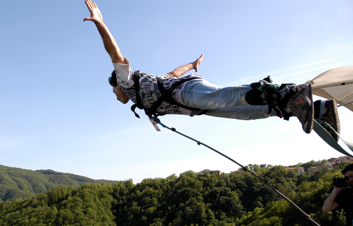 ''Bungee From Ponte Colossus''