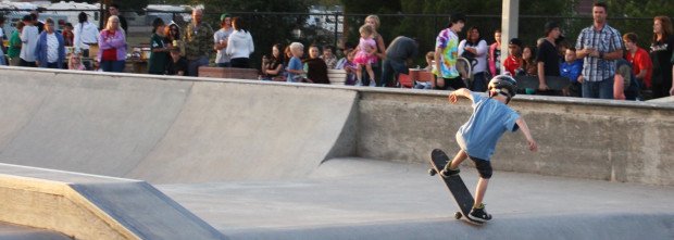 "AAAA Skateboarding at St. George Skatepark"