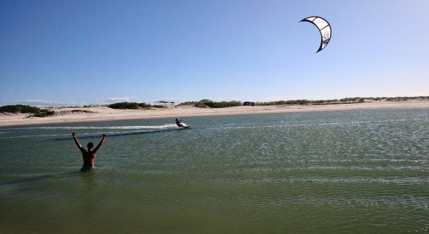 "Kitesurfing at Parajuru"