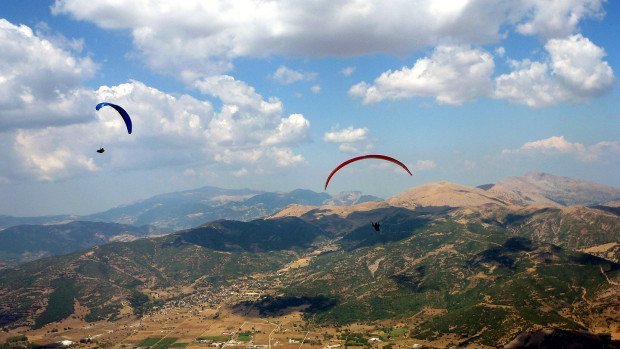 ''Paragliding in Velia, Kalavrita, Achaia''