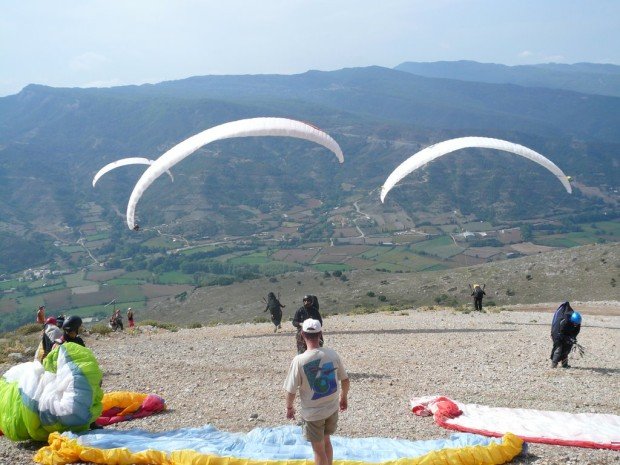 ''Paragliding in Embesos''