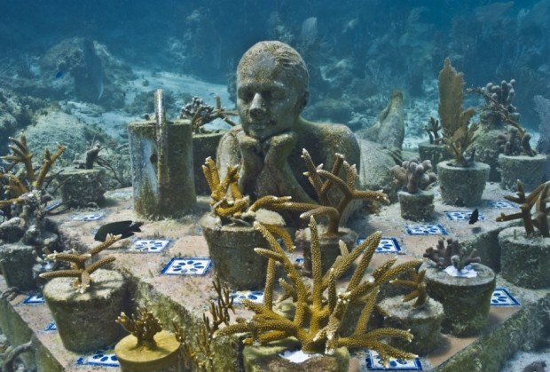 "Scuba Diving in the underwater sculpture museum of Cancun"