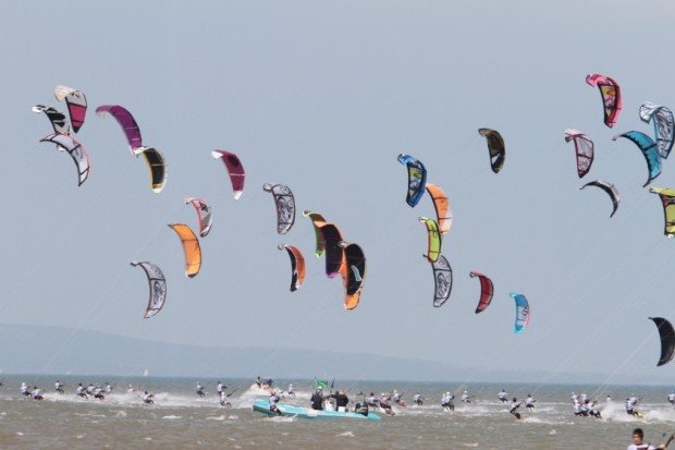 Kitesurfing in La Franqui