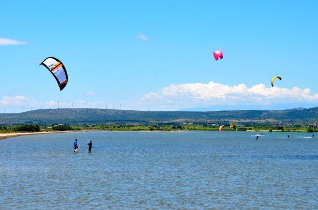 "Kitesurfing in La Palme"