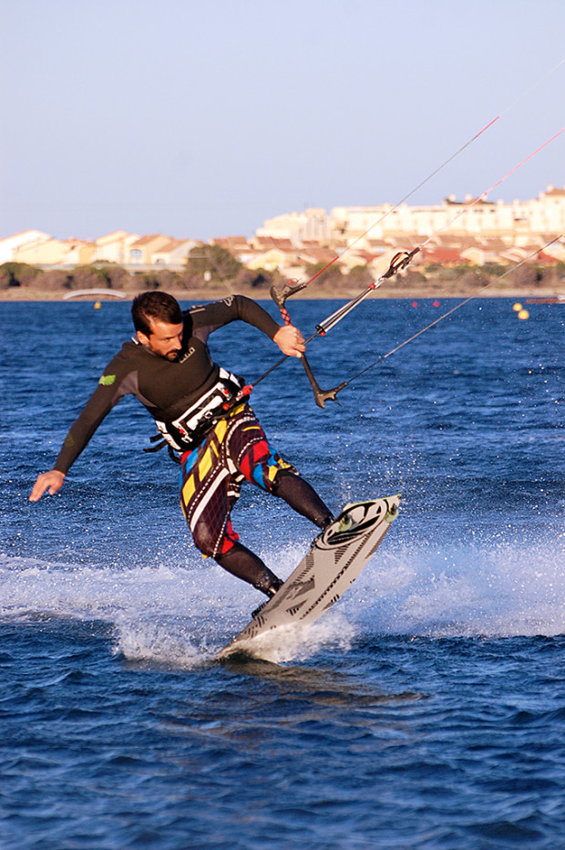 "Kitesurfing in La Palme"