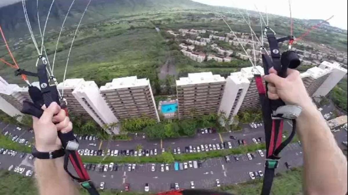 Speed Fly Explained Speedflying Through Buildings in Hawaii - Extreme Sports News